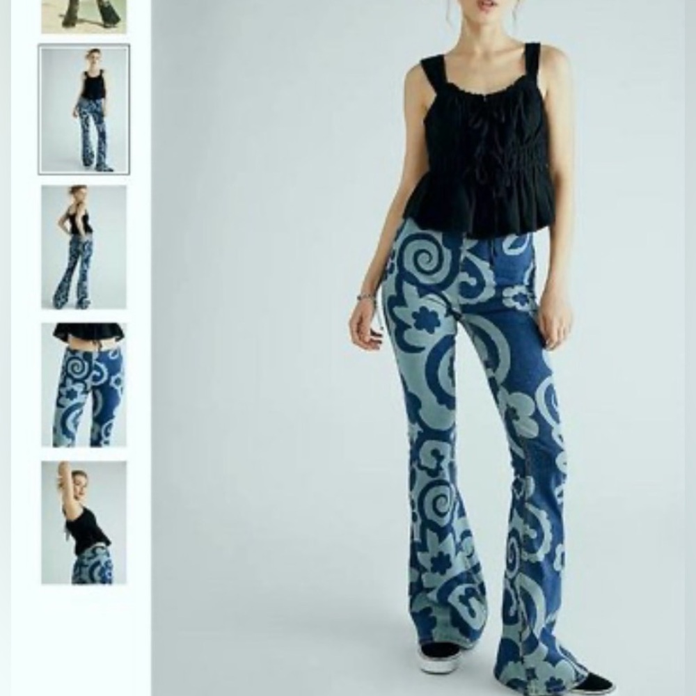Free People Penny Pull-On Printed Flare Jeans 29 blue floral swirl pattern rare - Picture 2 of 7